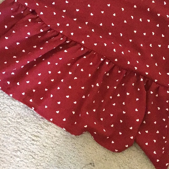 New, never worn SHEIN heart print puff sleeve peplum top, size medium - Picture 4 of 7